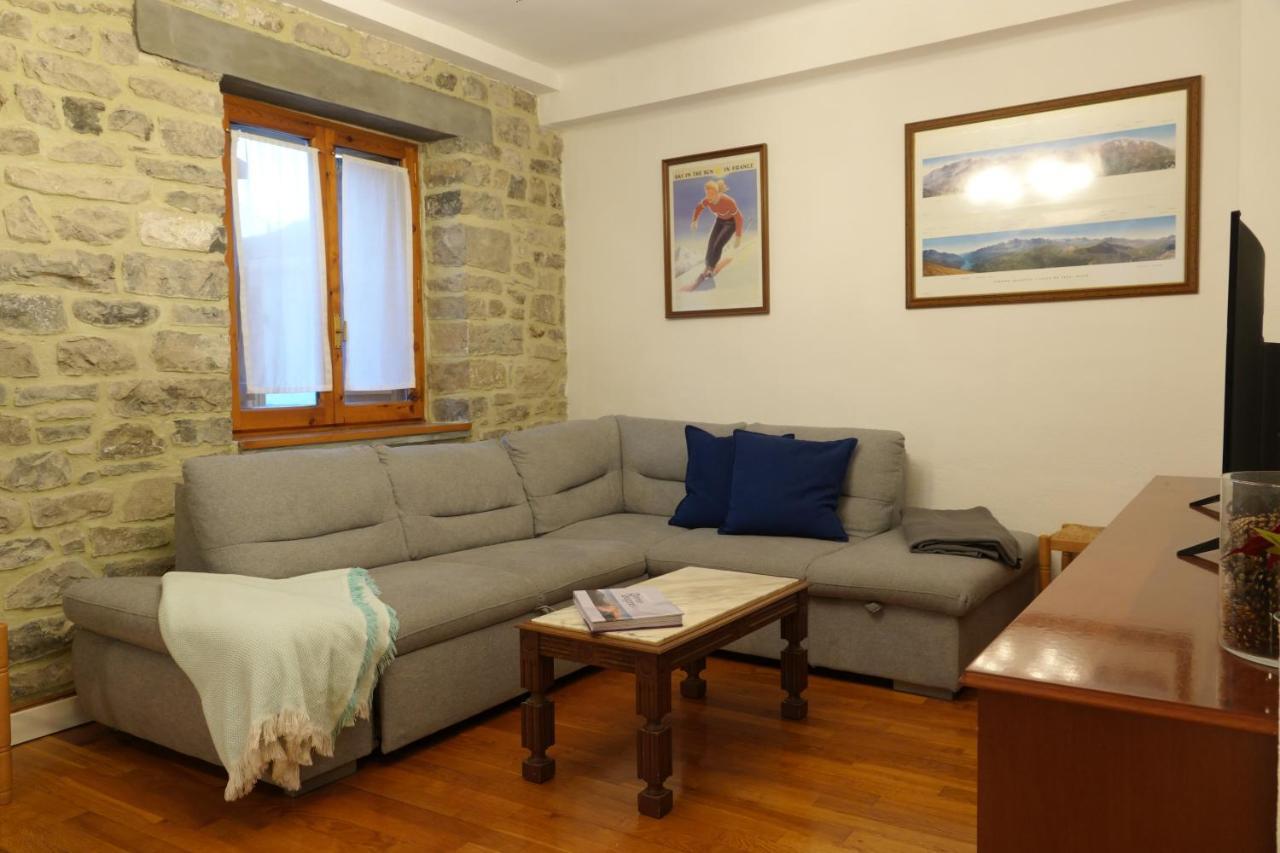 Cirjuana, Casa En El Centro Con Agradable Jardin Y Barbacoa By Pirineos 360 Βίλα Biescas  Εξωτερικό φωτογραφία